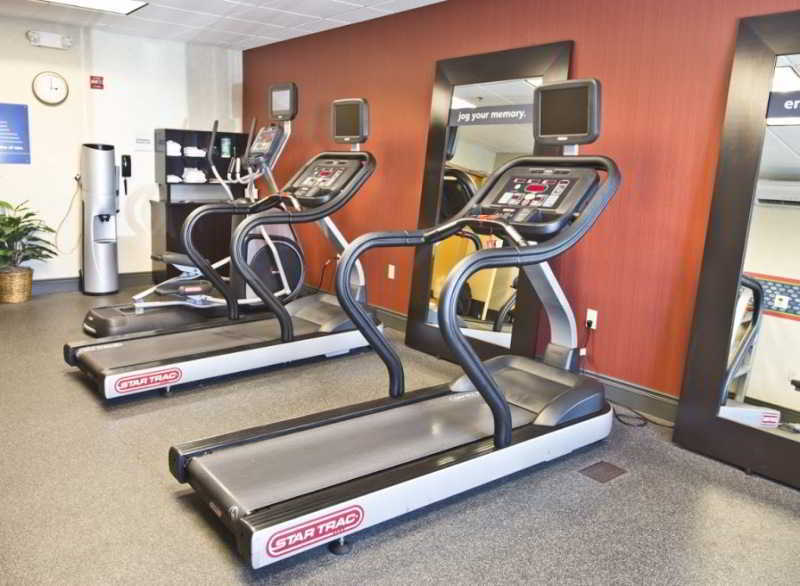 Hampton Inn & Suites Oakland Airport-Аламида Экстерьер фото