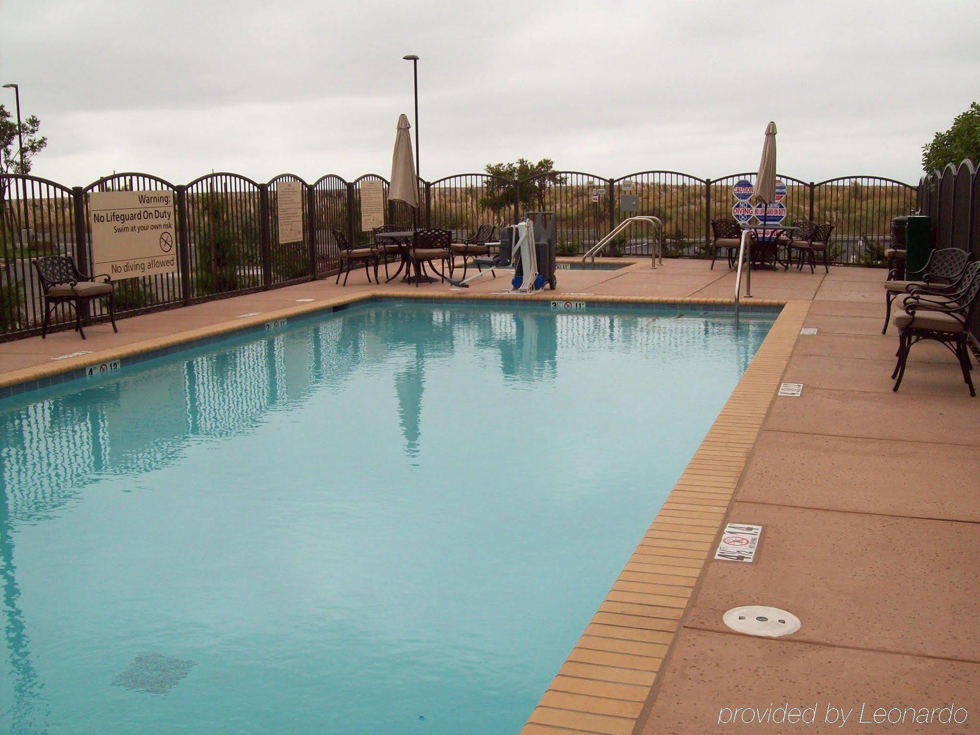 Hampton Inn & Suites Oakland Airport-Аламида Удобства фото